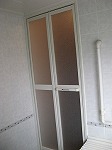 バスルーム中折ドアカバー工法